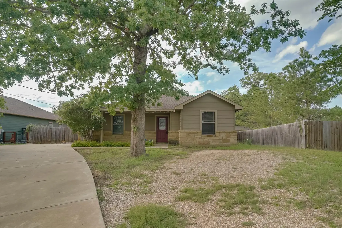 324 Kaanapali Ln, Bastrop, TX 78602 - #1