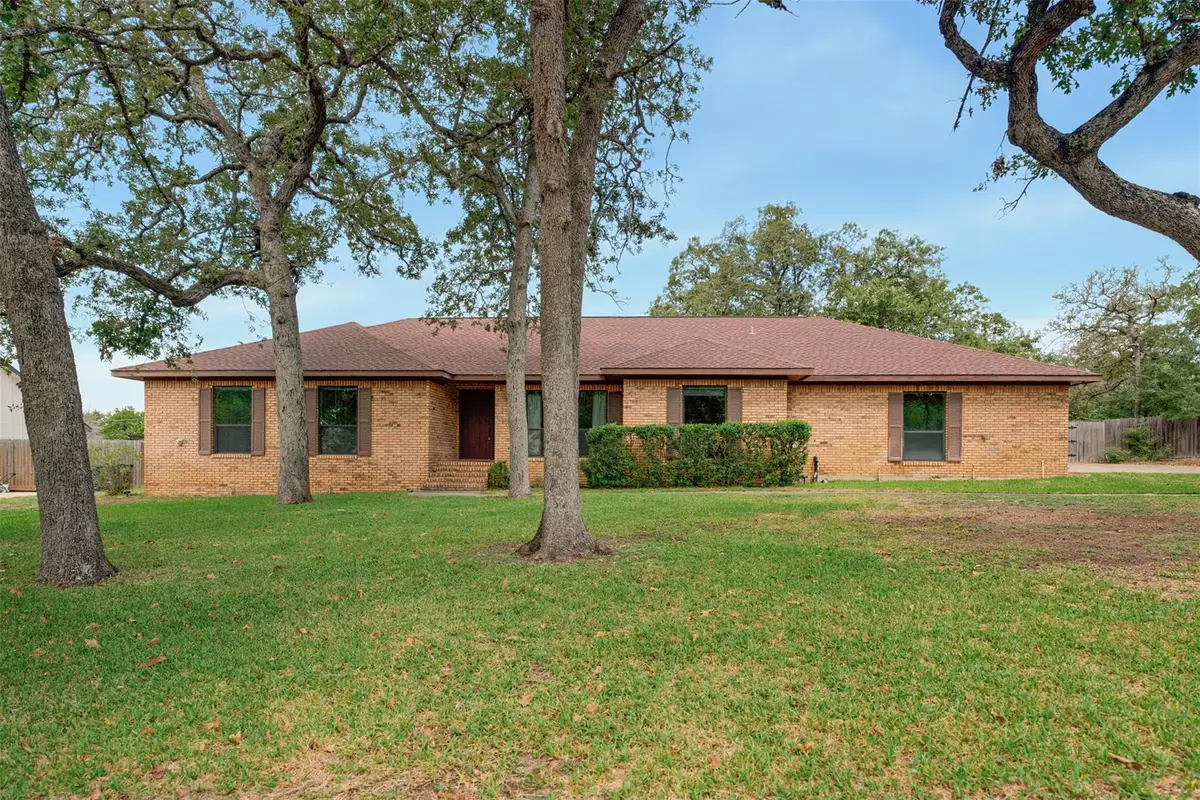 2006 Skyles Rd, Rockdale, TX 76567 - #1
