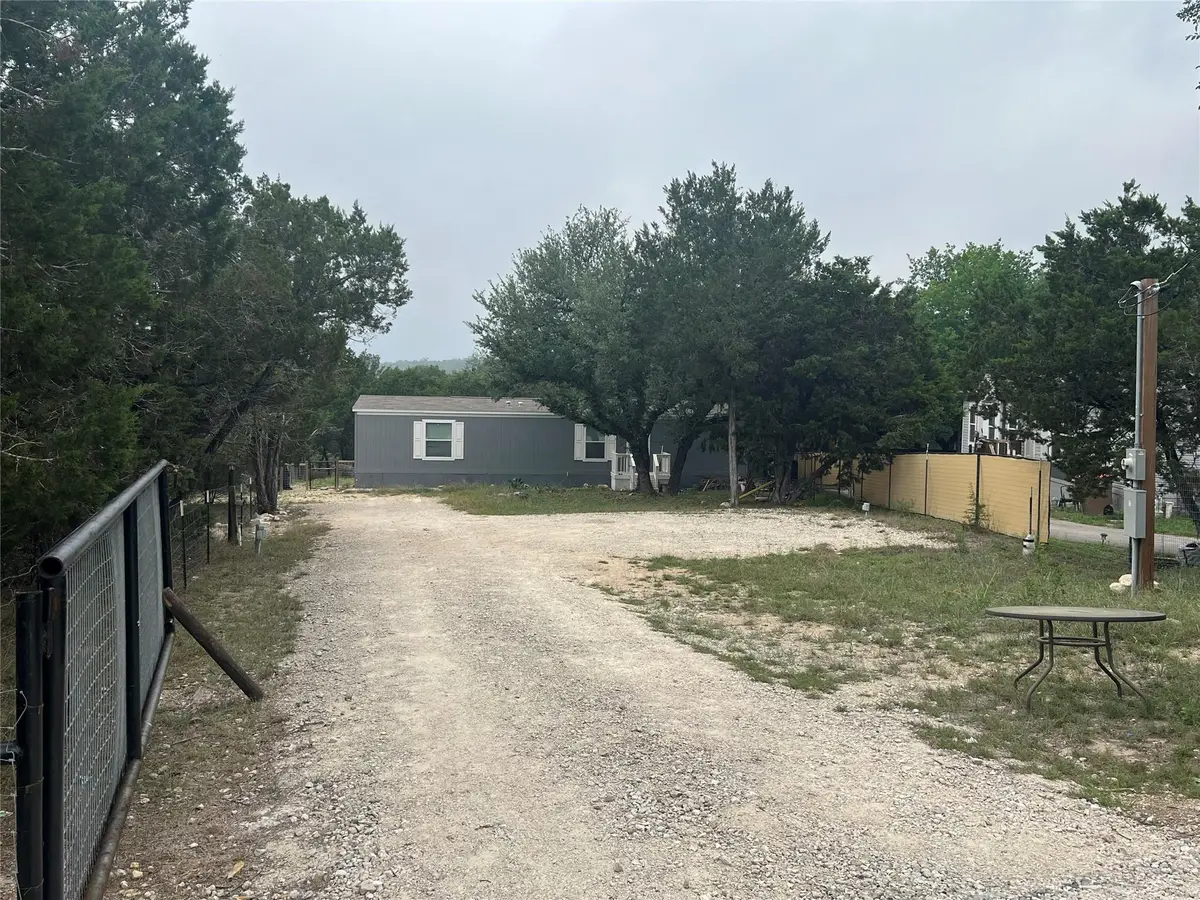 1086 Pecan Cir, Canyon Lake, TX 78133 - #1