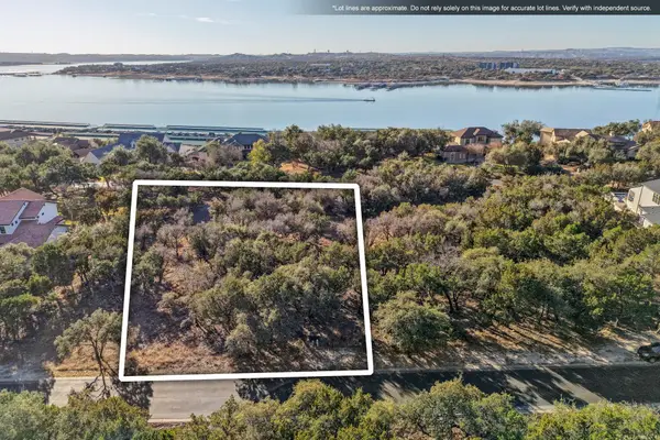 17507 Navigation Ln, Lago Vista, TX 78645