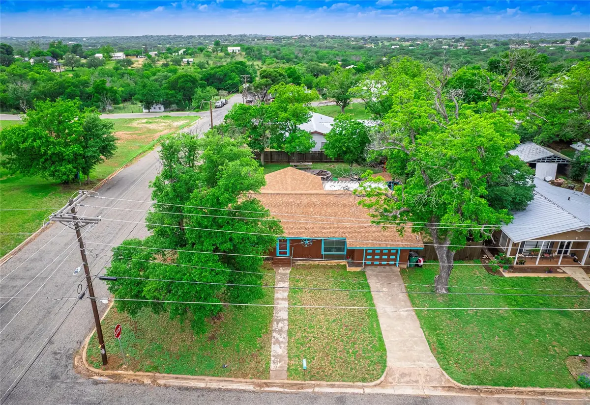 1207 Flag St, Llano, TX 78643 - Image #1