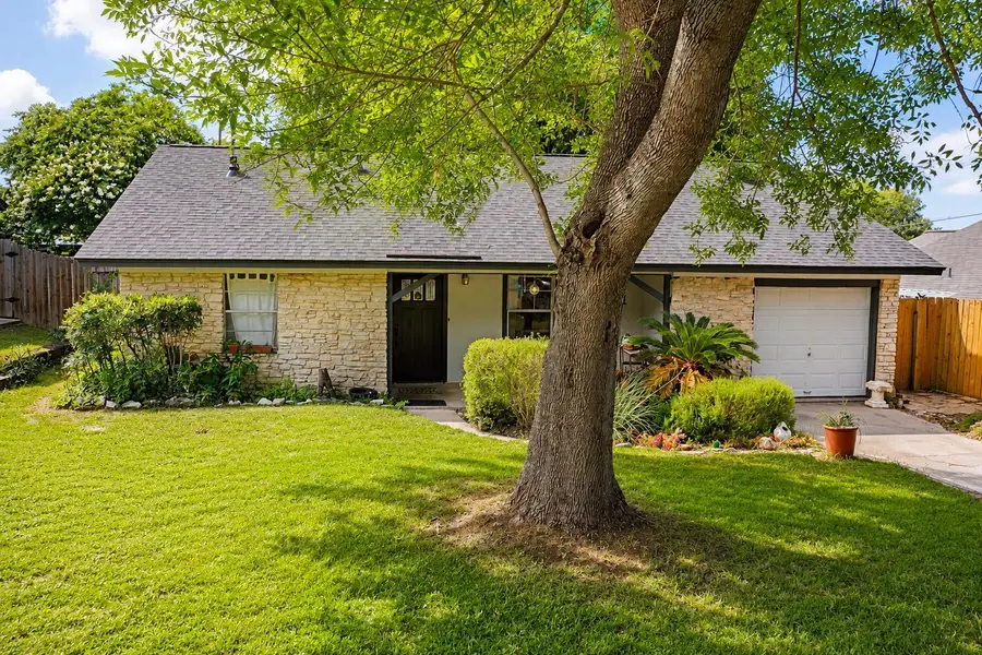 902 Austin Highlands Blvd, Austin, TX 78745 - #2