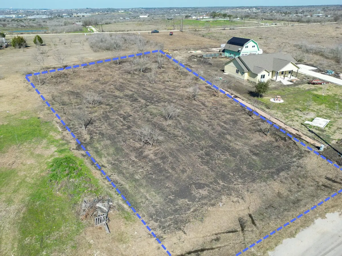 433 E Ridge Ln, Kyle, TX 78640 - #1