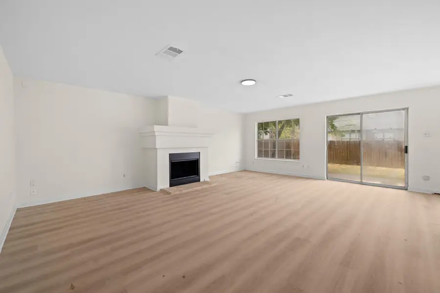 1181 Forest Bluff Trl, Round Rock, TX 78665 - #3