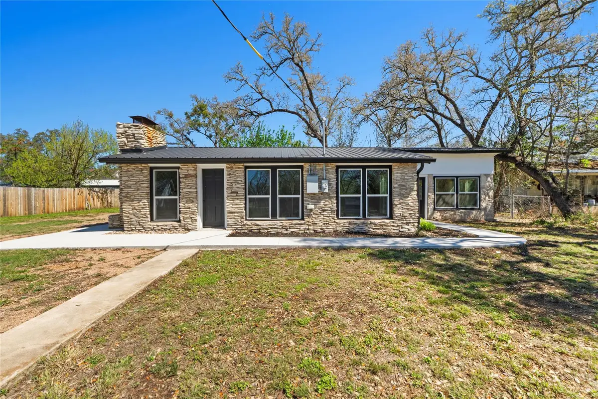 201 County Road 279, Liberty Hill, TX 78642 - #1