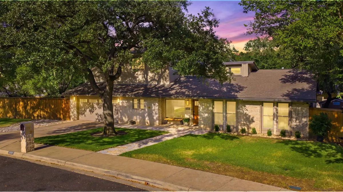 7807 Chimney Cors, Austin, TX 78731 - #1