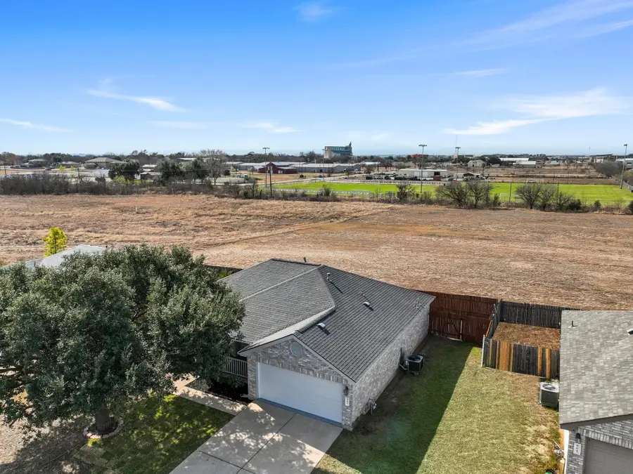 902 Terra St, Round Rock, TX 78665 - Image #2