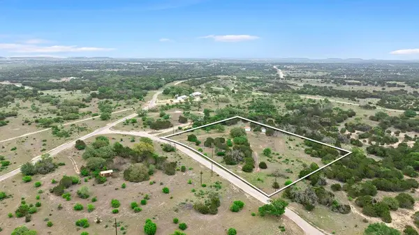 107 Estates Dr, Kempner, TX 76539