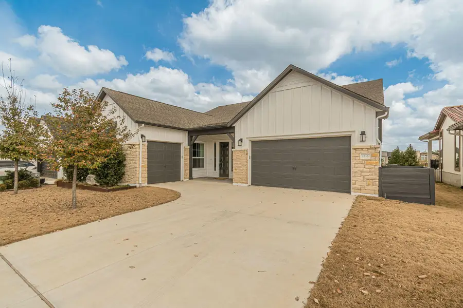 1316 Dancing Oak Ln, San Marcos, TX 78666 - #2