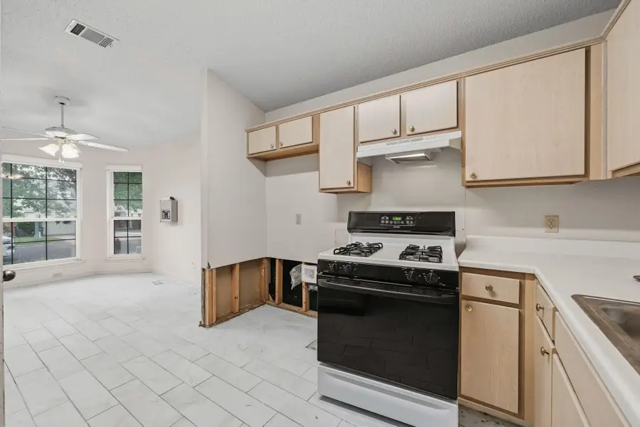8128 Huddleston Ln, Austin, TX 78748 - #3