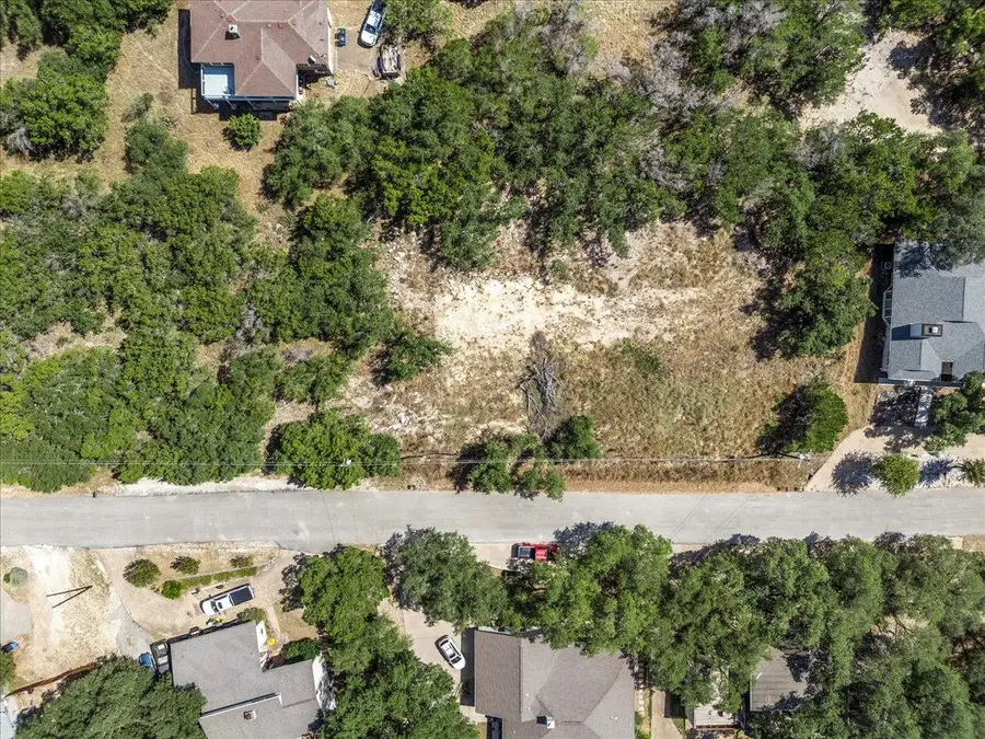 21524 Lakefront Dr, Lago Vista, TX 78645 - Image #2