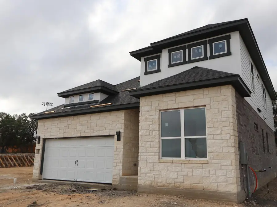 458 Bishop Wood Rd, Dripping Springs, TX 78620 - Image #2