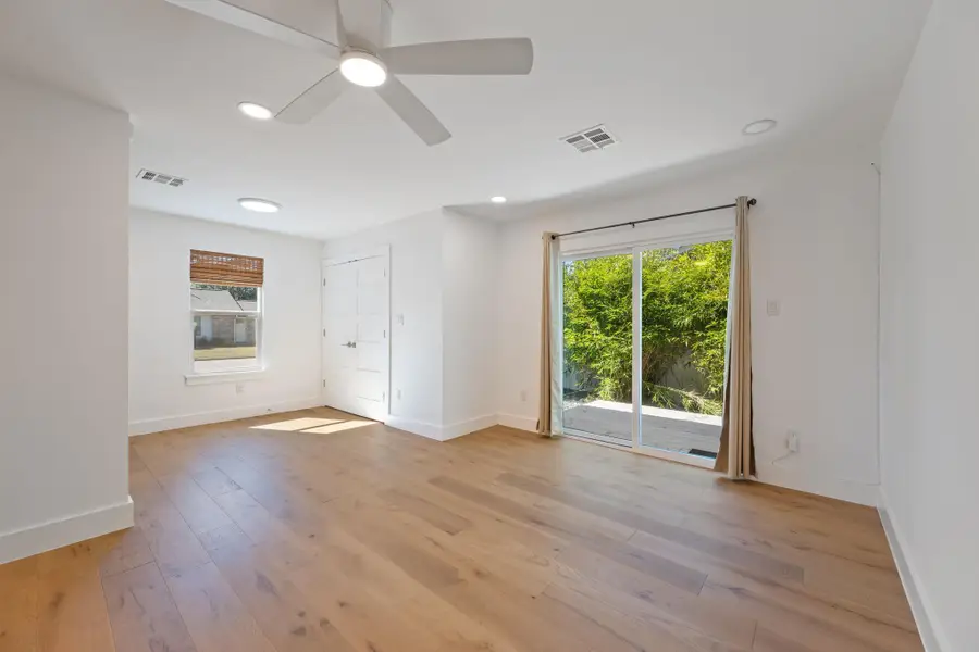 5804 Tracy Lynn Ln #A, Austin, TX 78721 - Image #2