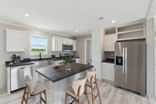 1287 Cr 402 Rds #Lot 17, Flatonia, TX 78941