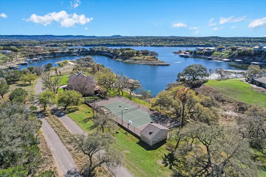 23521 Flat Creek Dr, Marble Falls, TX 78654 - #2