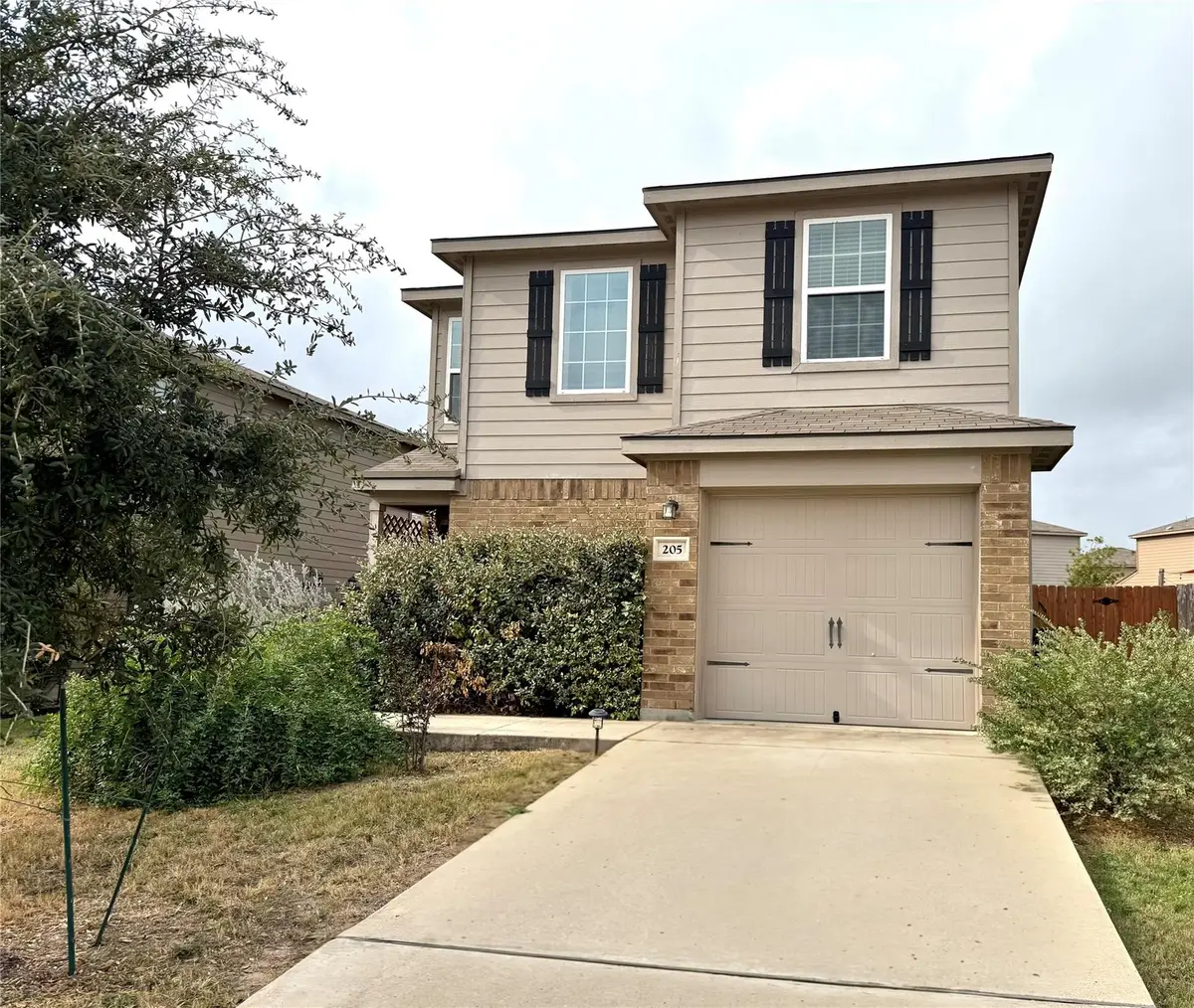 205 Denson Ln #8D, Jarrell, TX 76537 - Image #1
