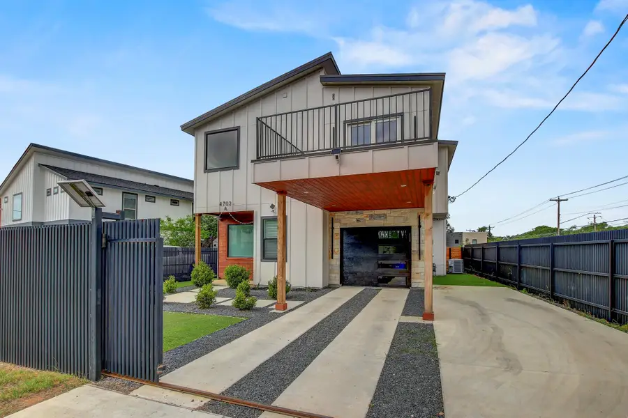 4703 Louis Ave #A, Austin, TX 78721 - #2