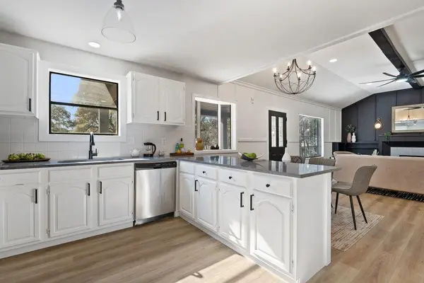 234 Woodcreek Dr, Wimberley, TX 78676