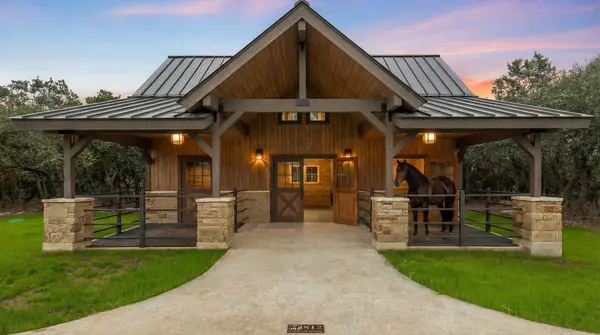 812 Jennings Branch Rd, Georgetown, TX 78633