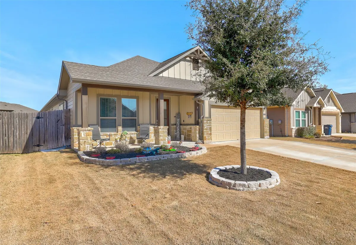 108 Finley St, Hutto, TX 78634 - #1