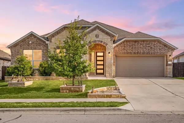 1633 Weavers Bnd, Georgetown, TX 78628