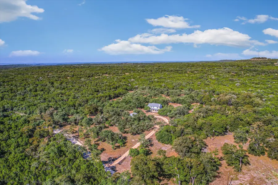 401 N Rainbow Ranch Rd, Wimberley, TX 78676 - #2
