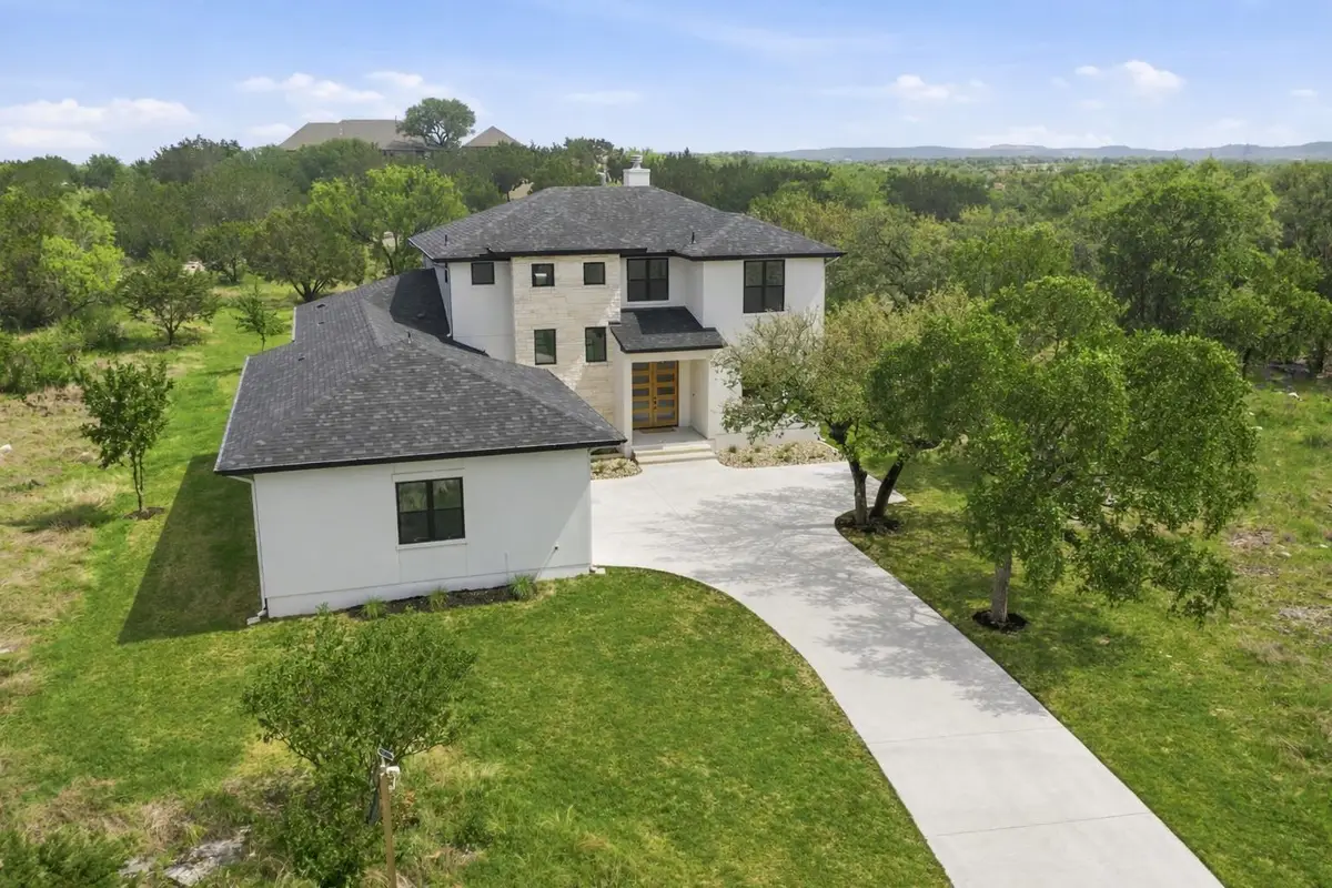 109 Rocky Summit Ct, Spicewood, TX 78669 - #1