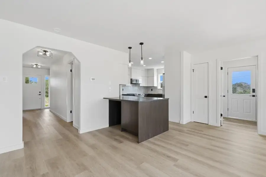 25429 Cove Dr, Spicewood, TX 78669 - #3