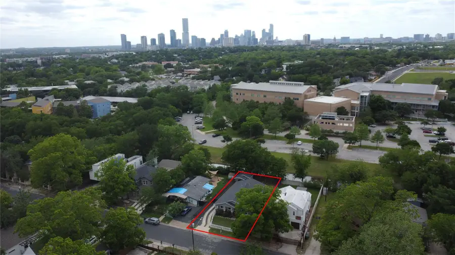 1106 Fiesta St, Austin, TX 78702 - #3