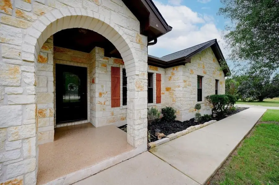 801 Mountain Crest Dr, Wimberley, TX 78676 - #3