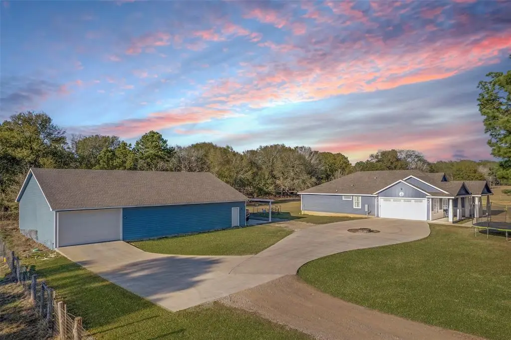 1880 E Highway 21, Paige, TX 78659 - #1