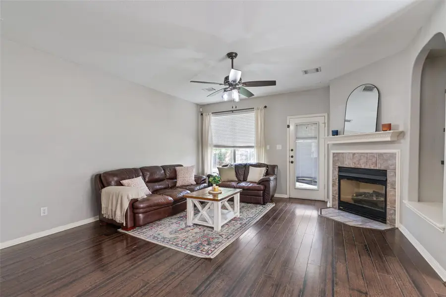 1712 Lynnville Trl, Austin, TX 78727 - #3