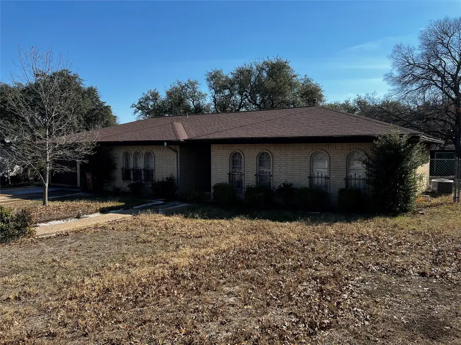 1302 Oak Shadows Cir, Austin, TX 78758 - Image #3