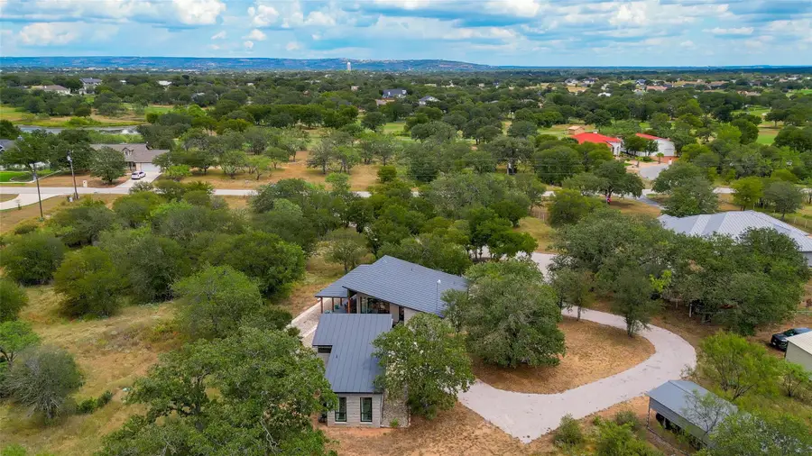 1039 Link Dr, Kingsland, TX 78639 - Image #3