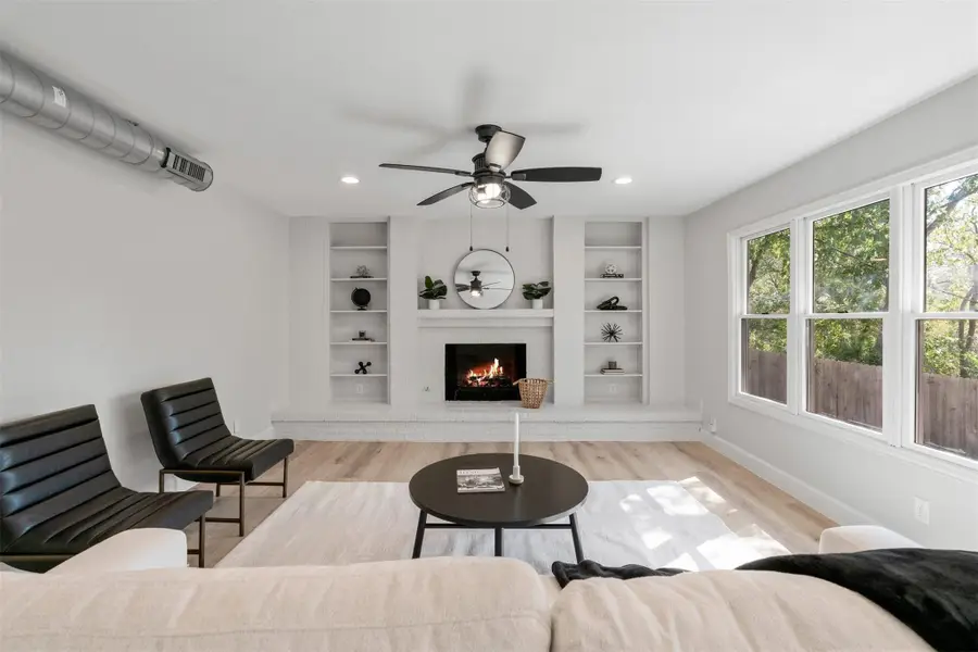 2401 Lehigh Dr, Austin, TX 78723 - Image #3