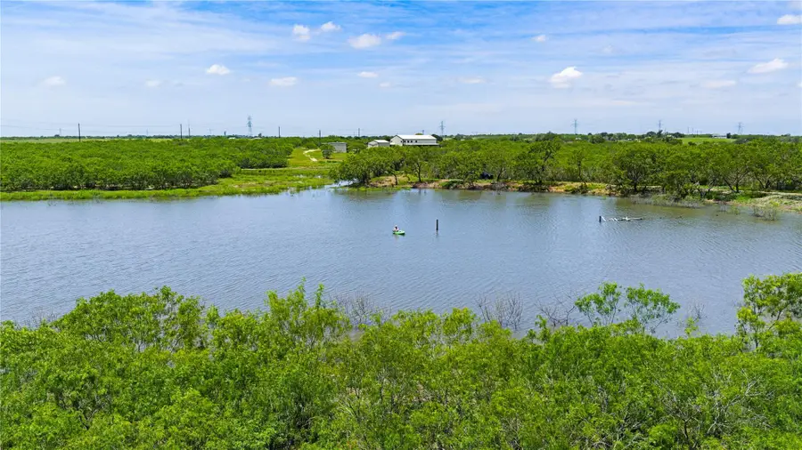 1293 Pioneer Rd, Seguin, TX 78155 - #2