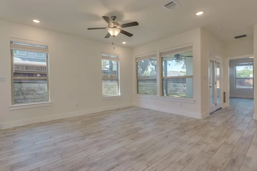 619 Parkline Dr, Georgetown, TX 78626 - #3