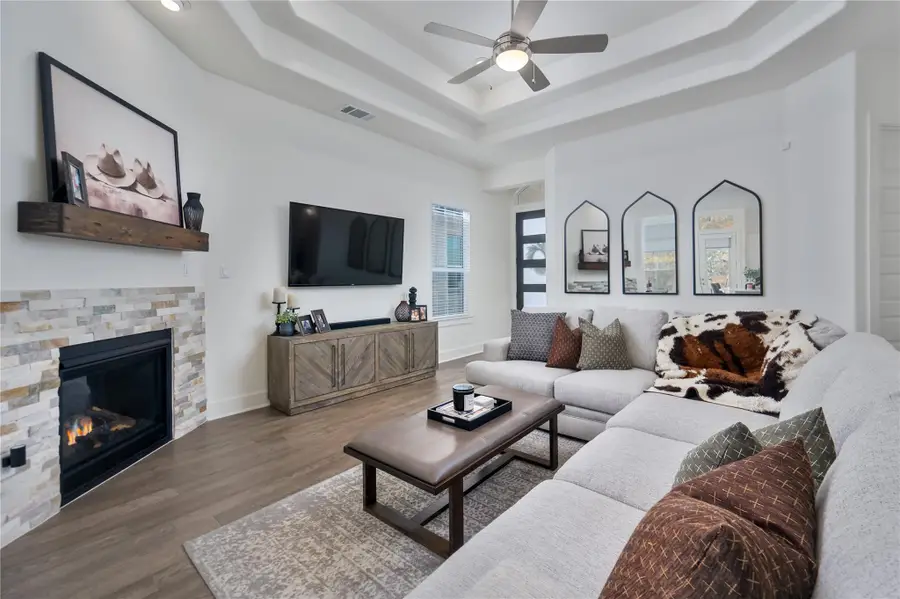 432 Cartwheel Bnd, Austin, TX 78738 - #3