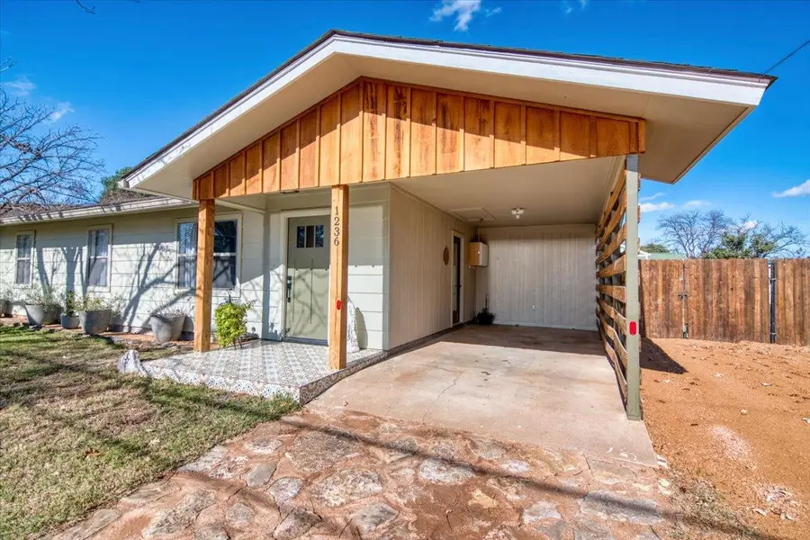 1236 Martin St, Mason, TX 76856 - #2