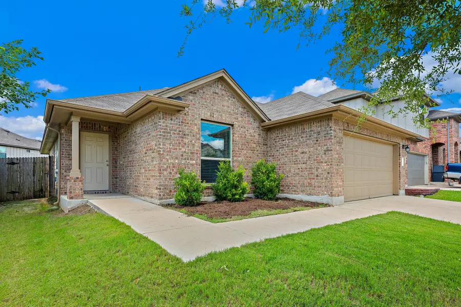 382 Limerick Rd, Buda, TX 78610 - #2