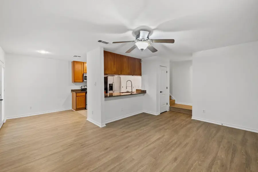 6700 Cooper Ln #19, Austin, TX 78745 - #2