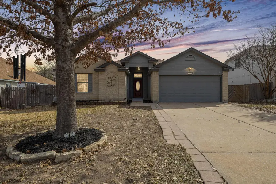 15 Azalea Dr, Georgetown, TX 78626 - #2