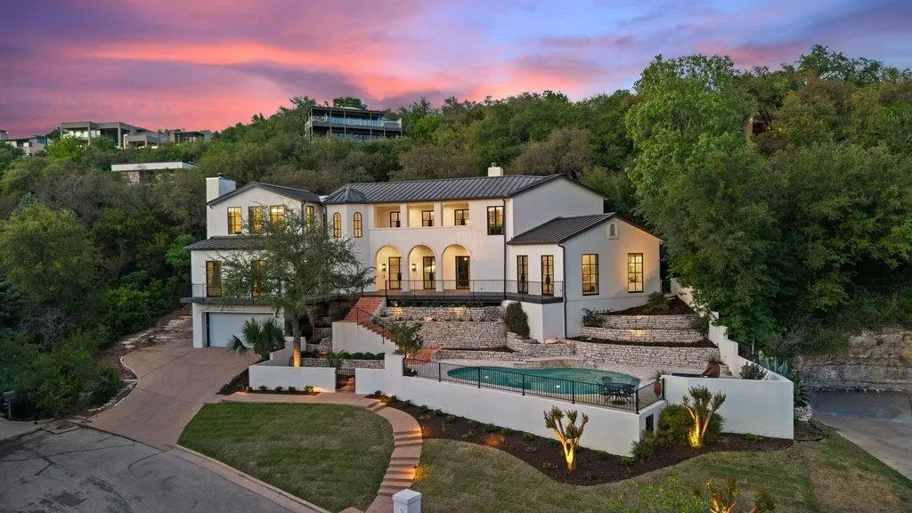 3913 Bonnell Dr, Austin, TX 78731 - #1