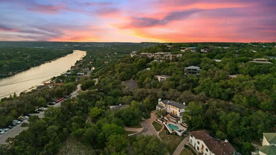 3913 Bonnell Dr, Austin, TX 78731 - #3