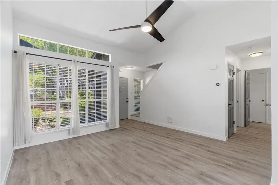 1015 E Yager Ln #18, Austin, TX 78753 - #3