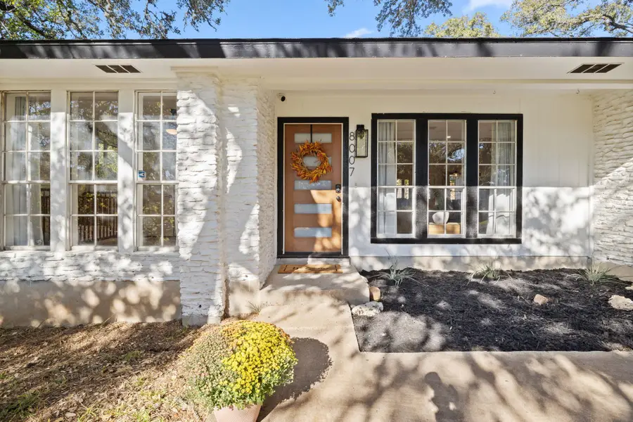 8007 Keneshaw Dr, Austin, TX 78745 - Image #2