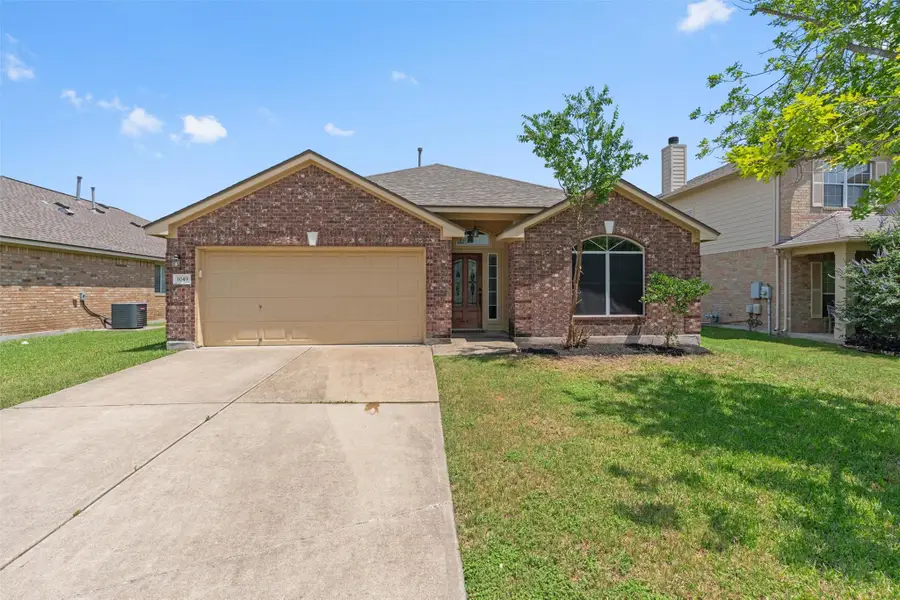 1049 Regency Ln, Round Rock, TX 78665 - #2