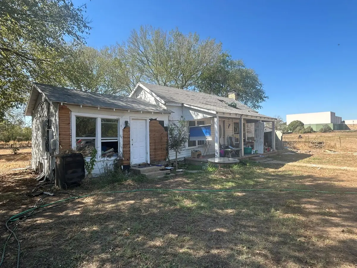 1210 Chambers St, Bastrop, TX 78602 - Image #1