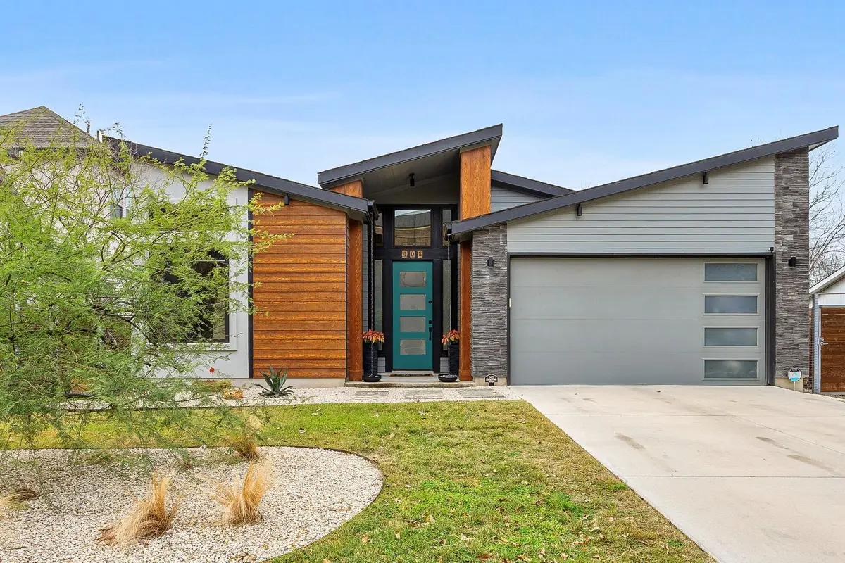 408 Martin Luther King Jr St, Georgetown, TX 78626 - Image #1