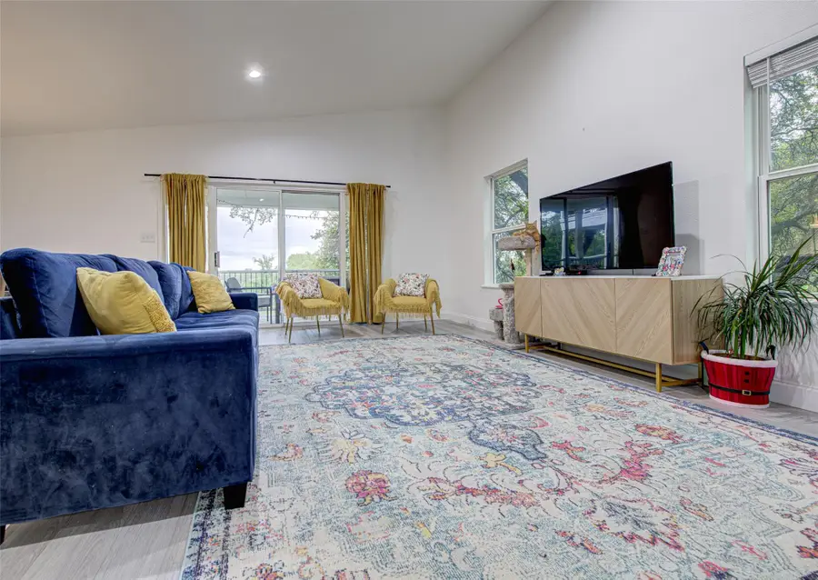 428 Seawind St, Lakeway, TX 78734 - #2